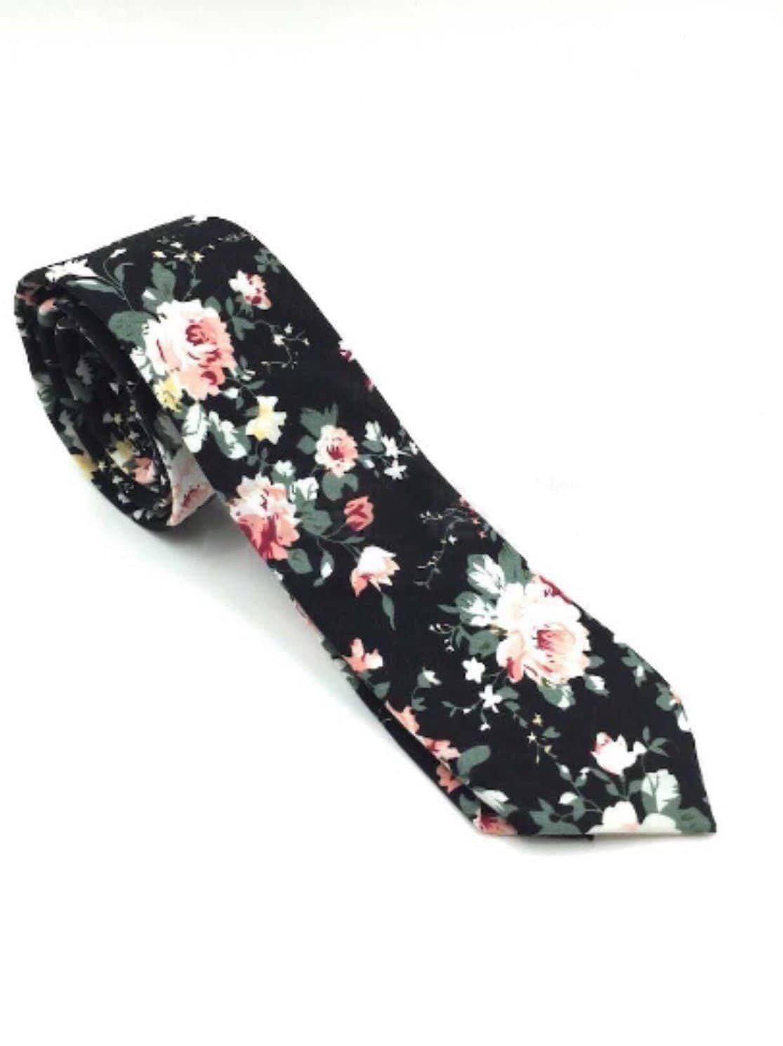 Black Floral Skinny Tie 2.36” DAN - MYTIESHOP-Neckties-Black Floral Skinny Tie Show your style and sophistication with this DAN Black Floral Skinny Tie. Ideal for a groom's wedding day, or as a sharp addition-Mytieshop. Skinny ties for weddings anniversaries. Father of bride. Groomsmen. Cool skinny neckties for men. Neckwear for prom, missions and fancy events. Gift ideas for men. Anniversaries ideas. Wedding aesthetics. Flower ties. Dry flower ties.