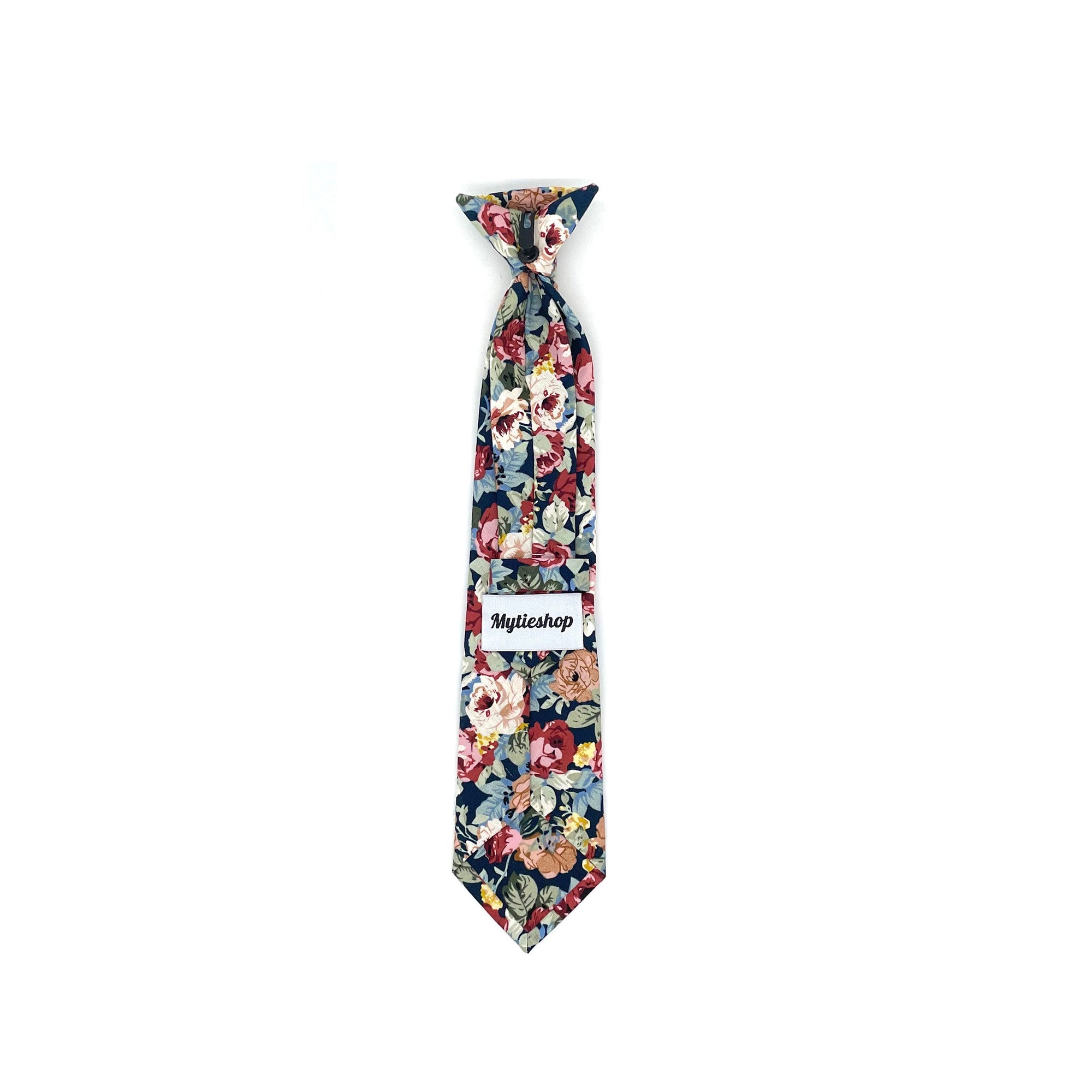 Blue Floral Boys Floral Clip On Tie 2.36 by Mytieshop - EVANDER-Blue Floral Boys Floral Clip On Tie Material: Cotton Blend Approx Size: Color: Blue Max width: 6.5 cm / 2.4 inches Available sizes: 2-5 years 31 CM Great for Prom Dinners Interviews Photo shoots Photo sessions Dates Wedding Attendant Ring Bearers tie. Fits boys and kids. bow tie floral for wedding and events groom groomsmen flower bow tie mytieshop ring bearer page boy bow tie white bow tie white and blue tie kids bowtie floral boys
