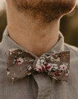 Gray Floral Bow Tie Self Tie Taupe SANDY Mytieshop-Gray Floral Bow Tie Self Tie 100% Cotton Flannel Handmade Adjustable to fit most neck sizes 13 3/4" - 18" Color: Mauve Sandy Bow tie for men. Mauve bow tie for men. White green blue and burgundy flowers. Spring has sprung with this dashing SANDY Mauve Self Tie Bow Tie. A light pink, green and blue tie for a modern gentleman. This tie is perfect for any season, with a versatile color palette that pops. Whether you wear it to your next wedding or
