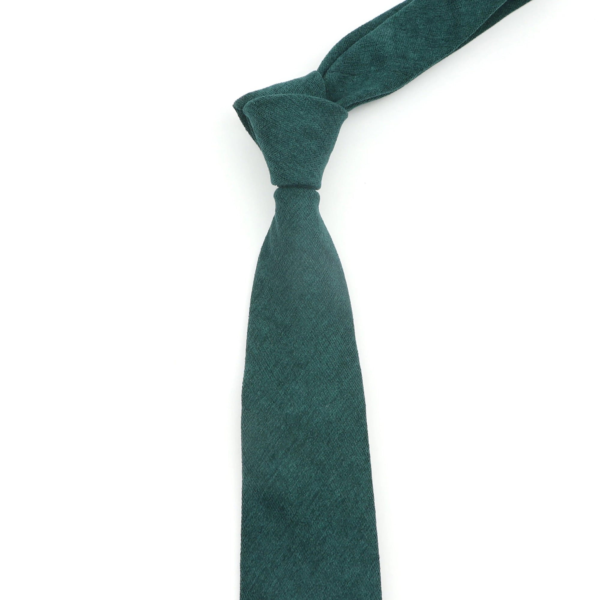 Hunter Green Skinny Tie Oliver 2.36" MYTIESHOP-Neckties-Hunter Green Skinny Tie Men’s Floral Necktie for weddings and events, great for prom and anniversary gifts. Mens floral ties near me us ties tie shops-Mytieshop. Skinny ties for weddings anniversaries. Father of bride. Groomsmen. Cool skinny neckties for men. Neckwear for prom, missions and fancy events. Gift ideas for men. Anniversaries ideas. Wedding aesthetics. Flower ties. Dry flower ties.