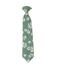 Green Floral Tie for kids Material:Cotton Blend Approx Size: Max width: 6.5 cm / 2.4 inches 9-24 months 26 CM 2-5 years 31 CM 9-11 Years 43 CM Color: Green Great for: Prom Dinners Interviews Photo shoots Photo sessions Dates Engagement pictures Western weddings Floral Cotton necktie for babies and kids for weddings and events.