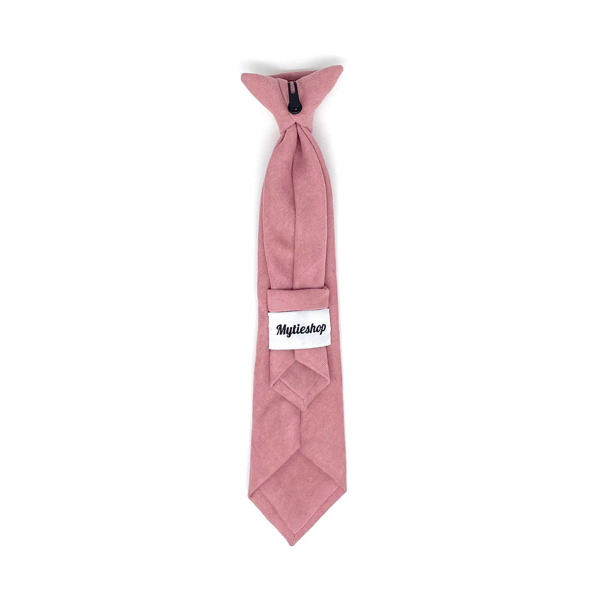 Pink Boys Floral Clip On Tie 2.36 Mytieshop - ROSÉ-Pink Boys Floral Clip On Tie Material: Suede Approx Size: Color: Pink Max width: 6.5 cm / 2.4 inches Available sizes: 9-24 months 26 CM 2-5 years 31 CM 9-11 Years 43 CM Great for Prom Dinners Interviews Photo shoots Photo sessions Dates Wedding Attendant Ring Bearers Kids clip on tie. Fits boys and kids. bow tie floral for wedding and events groom groomsmen flower bow tie mytieshop ring bearer page boy bow tie white bow tie white and blue tie ki