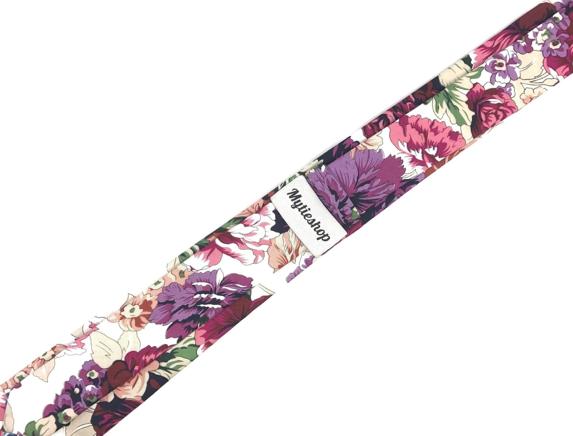 White Floral Skinny tie for men 2.36” CLEO - MYTIESHOP-Neckties-White Floral Tie Men MYTIESHOP for weddings and events, great for prom and anniversary gifts. | Colurful floral print tie, skinny ties for men.-Mytieshop. Skinny ties for weddings anniversaries. Father of bride. Groomsmen. Cool skinny neckties for men. Neckwear for prom, missions and fancy events. Gift ideas for men. Anniversaries ideas. Wedding aesthetics. Flower ties. Dry flower ties.