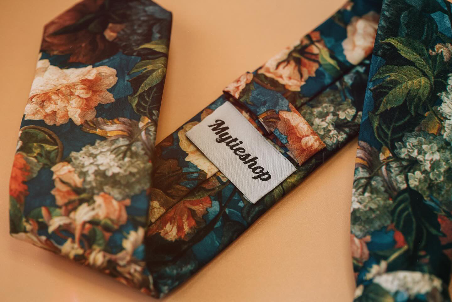 Blue Floral Tie skinny 2.36&quot;  HAMILTON - MYTIESHOP