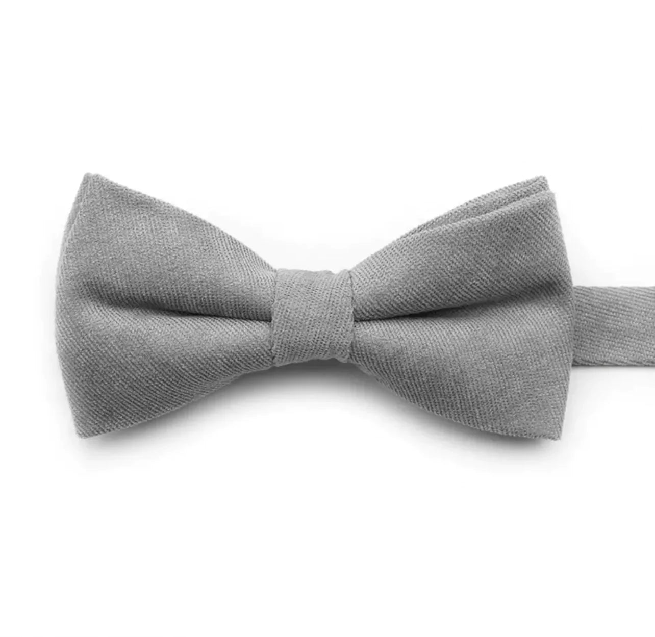 Gray Bow Tie for boys and kids (Pre-tied) - ASTOR - MYTIESHOP-Gray Bow Tie for boys and kids Bow Tie 10.5 * 6CMfor toddlers and kidsColor: Purple Gray Adjustable strap Color: Gray / Grey Great for: Ring bearers Children &amp; Boys Wedding Shoots Formal Prom Fancy Parties Gifts and presents gray bow tie for babies and children for weddings and events. Great for ring bearers. Fancy events. grey suede pre tied bow ties for toddlers kids. gray bow tie for kids weddings and events Baby bow ties for boys 