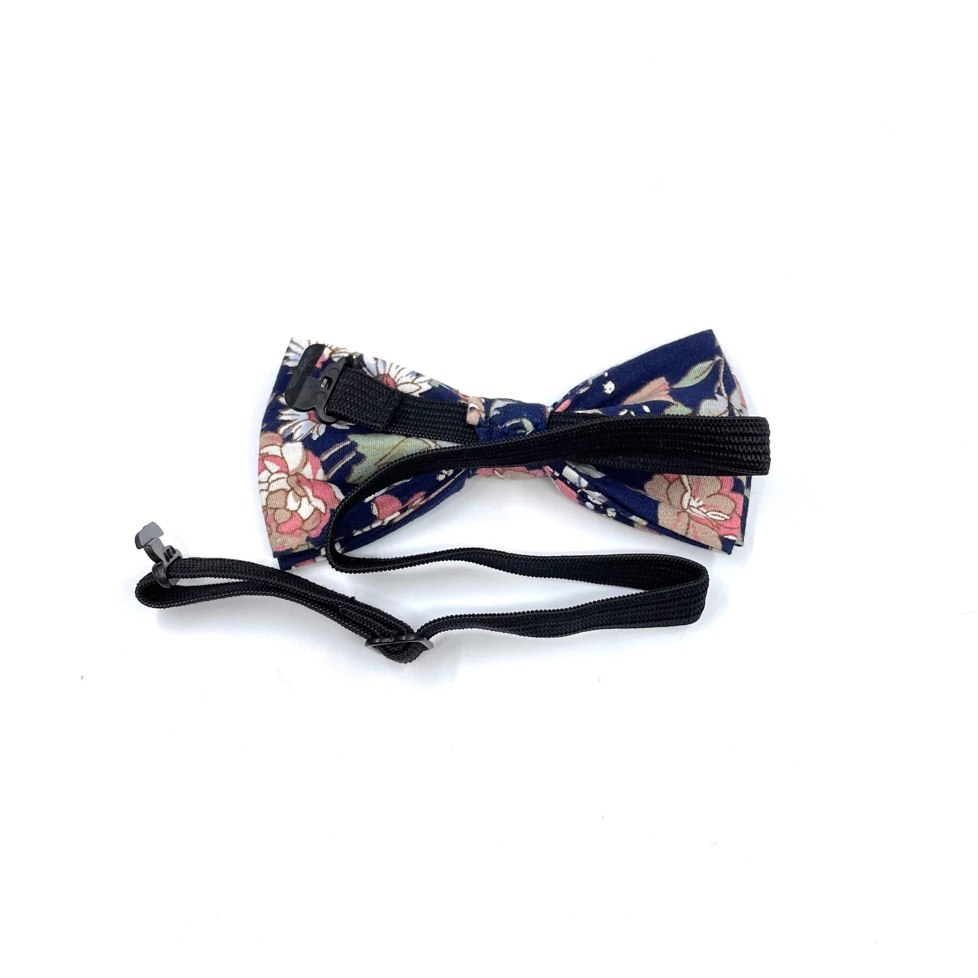 Kids Blue Floral Bow Tie and Children with Pink Flowers ASPEN-Kids Blue Floral Bow Tie - Aspen Floral Kid&#39;s bow tie Strap is adjustablePre-Tied bowtieBow Tie 10.5 * 6CMFor toddlers ages 0- Great for Prom Dinners Interviews Photo shoots Photo sessions Dates Wedding Attendant Ring Bearers Aspen Floral Bow tie . Fits toddlers and babies. Aspen ow tie toddler floral for wedding and events groom groomsmen flower bow tie mytieshop ring bearer page boy bow tie white bow tie white and blue tie kids bowt
