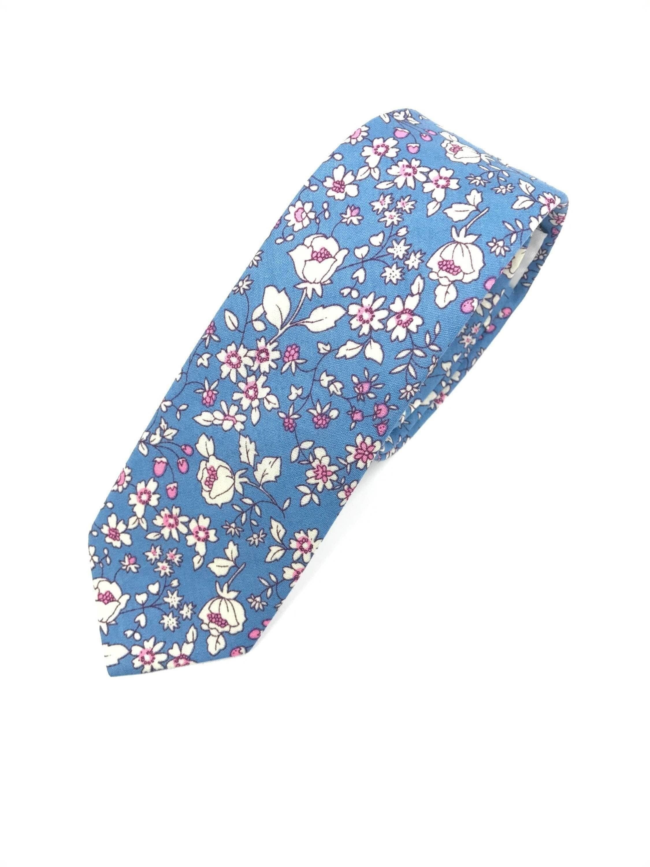 Light Blue Floral Tie Retro 2.36&quot; Mytieshop - DAISY-Neckties-Light Blue Floral Tie Retro 2.36&quot; Mytieshop DAISY for weddings and events, great for prom and anniversary gifts. Mens floral ties near me us ties-Mytieshop. Skinny ties for weddings anniversaries. Father of bride. Groomsmen. Cool skinny neckties for men. Neckwear for prom, missions and fancy events. Gift ideas for men. Anniversaries ideas. Wedding aesthetics. Flower ties. Dry flower ties.
