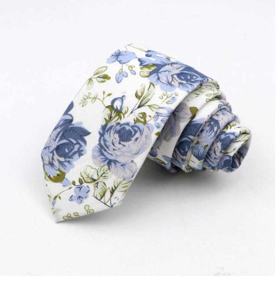 White floral skinny tie 2.36&quot; SAM - MYTIESHOP | toile de jouy floral tie wedding-Neckties-White floral skinny tie toile de jouy Sam floral skinny tie for weddings and prom great for groom and groomsmen elopement shoots and shoot wedding-Mytieshop. Skinny ties for weddings anniversaries. Father of bride. Groomsmen. Cool skinny neckties for men. Neckwear for prom, missions and fancy events. Gift ideas for men. Anniversaries ideas. Wedding aesthetics. Flower ties. Dry flower ties.
